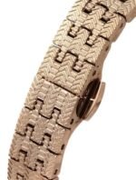 Sku: AR11342 Case Size: 28 mm Movement: Two Hand Platform: N/A Strap Material: Stainless Steel Strap Colour: Rose Gold Case Water Resistance: 3 ATM Case Material: Stainless Stee