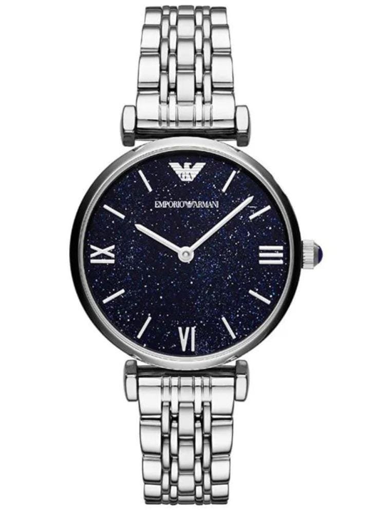 Marque: Emporio Armani Modèle: Armani Retro Boîtier: Diamètre : 32 mm Epaisseur : 8 mm Acier inoxydable Argent Cadran: Verre : Minéral Argent Bracelet: Largeur : 14 mm Acier Inoxydable Argent Etanchéité: 30 m (3 ATM) Type de boucle: Boucle déployante