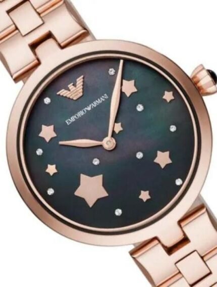 Montre de luxe pour femme avec boite et sachet EMPORIO ARMANI Garantie de 2ans Bracelet en acier inoxydable Boîtier en acier inoxydable Montre pour femme à mouvement Quartz Type d’affichage : Analogique Diamètre du cadran : 32 millimètres