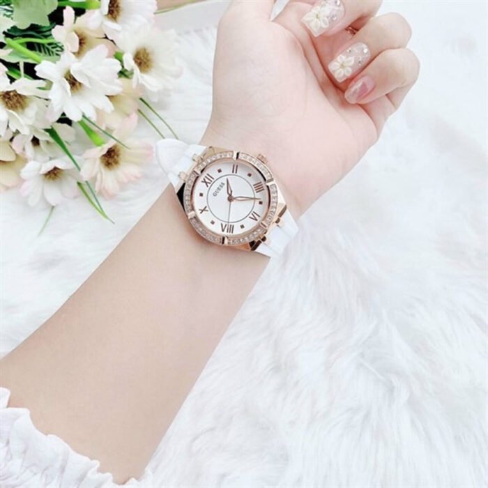 Montre pour femme Guess GW0034L2- Bracelet blanc en silicone