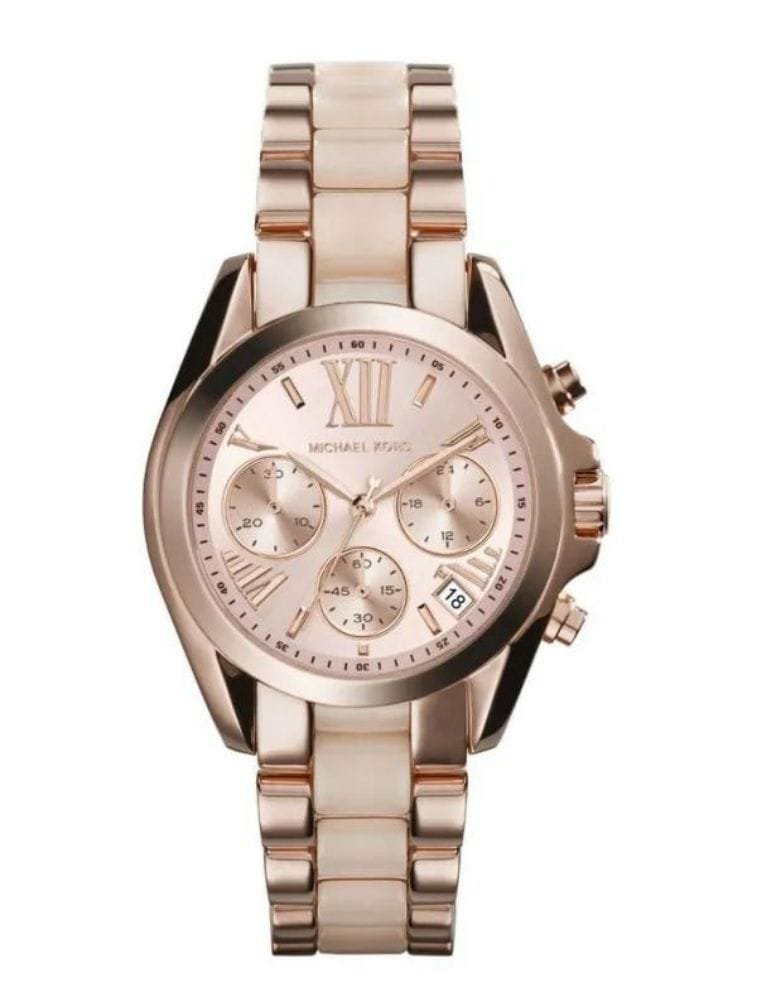 Marque: Michael Kors Modèle: Bradshaw Boîtier: Diamètre : 36 mm Epaisseur : 13 mm Acier inoxydable Doré Cadran: Verre : Minéral Doré Bracelet: Largeur : 18 mm Acier inoxydable Doré Etanchéité: 100 m (10 ATM) Type de boucle: Boucle déployante Détails techniques: Dateur Chronomètre