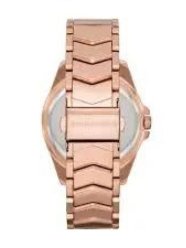 Marque: Michael Kors Modèle: Whitney Boîtier: Diamètre : 38 mm Epaisseur : 8 mm Acier inoxydable Bronze Cadran: Verre : Minéral Bronze Bracelet: Acier inoxydable Bronze Etanchéité: 50 m (5 ATM) Type de boucle: Boucle déployant