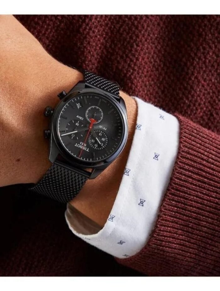 Marque: TISSOT Modèle: PR100 T-Classic Boîtier: Diamètre : 41 mm Epaisseur : 10.71 mm Acier inoxydable Cadran: Verre : Minéral Noir Bracelet: Largeur : 20 mm Acier inoxydable Noir Etanchéité: 100 m (10 ATM) Type de boucle: Boucle déployante Détails techniques: Dateur Chronomètre