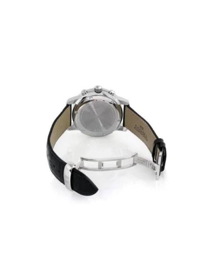 Marque: TISSOT Modèle: PRC200 Boîtier: Diamètre : 40 mm Epaisseur : 11 mm Acier inoxydable Argent Cadran: Verre : Minéral Noir Bracelet: Largeur : 19 mm Cuir Noir Etanchéité: 200 m (20 ATM) Type de boucle: Boucle déployante Détails techniques: Dateur Chronomètre