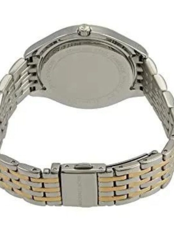 Marque: Michael Kors Modèle:RITZ Mindy Boîtier: Diamètre : 36 mm Epaisseur : 8 mm Acier inoxydable Bronze Cadran: Verre : Minéral Bronze Bracelet: Acier inoxydable Bronze Etanchéité: 50 m (5 ATM) Type de boucle: Boucle déployant