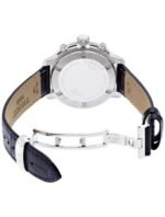 Marque: TISSOT Modèle: PRC200 Boîtier: Diamètre : 42 mm Epaisseur : 12 mm Acier inoxydable Argent Cadran: Verre : Minéral Blanc Bracelet: Largeur : 19 mm Cuir bleu Etanchéité: 200 m (20 ATM) Type de boucle: Boucle déployante Détails techniques: Dateur Chronomètre