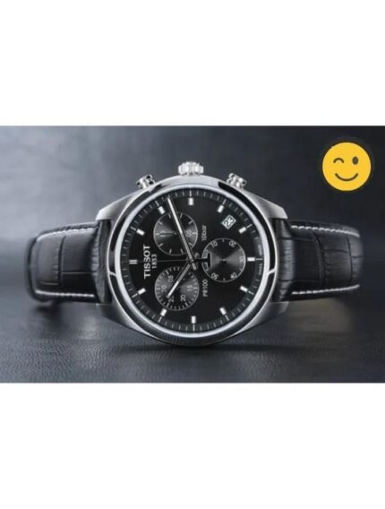 Marque: TISSOT Modèle: PR100 Boîtier: Diamètre : 41 mm Epaisseur : 10.7 mm Acier inoxydable Argent Cadran: Verre : Minéral Noir Bracelet: Largeur : 20 mm Cuir Noir Etanchéité: 100 m (10 ATM) Type de boucle: Boucle simple Détails techniques: Dateur Chronomètre