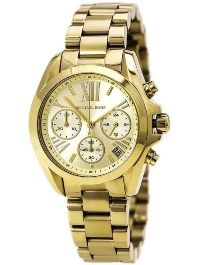 Marque: Michael Kors Modèle: Bradshaw Boîtier: Diamètre : 36 mm Epaisseur : 11 mm Acier inoxydable Cadran: Verre : Minéral Bracelet: Largeur : 20 mm Acier inoxydable Etanchéité: 100 m (10 ATM) Type de boucle: Boucle déployante Détails techniques: Dateur Chronomètre