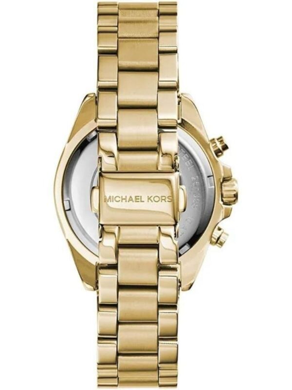 Marque: Michael Kors Modèle: Bradshaw Boîtier: Diamètre : 36 mm Epaisseur : 11 mm Acier inoxydable Cadran: Verre : Minéral Bracelet: Largeur : 20 mm Acier inoxydable Etanchéité: 100 m (10 ATM) Type de boucle: Boucle déployante Détails techniques: Dateur Chronomètre