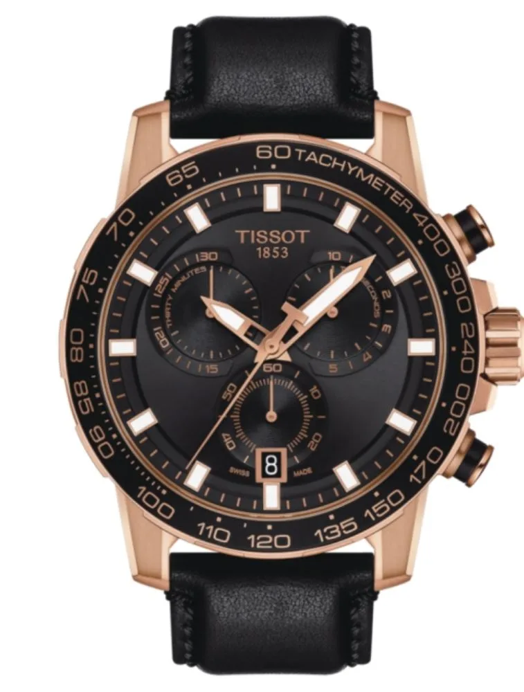 Marque: TISSOT Modèle: SUPERSPORT Boîtier: Diamètre : 45.5 mm Epaisseur : 11.9 mm Acier inoxydable Cadran: Verre : Sapphire Bracelet: Largeur : 22 mm Cuir Black Etanchéité: 100 m Type de boucle: Boucle déployante Détails techniques: Dateur Chronomètre