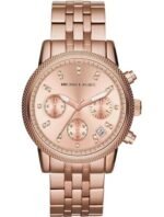 Marque: Michael Kors Modèle: Bradshaw Boîtier: Diamètre : 36 mm Epaisseur : 13 mm Acier inoxydable Argent Cadran: Verre : Minéral Argent Bracelet: Largeur : 22 mm Acier inoxydable Argent Etanchéité: 100 m (10 ATM) Type de boucle: Boucle déployante Détails techniques: Dateur Chronomètre