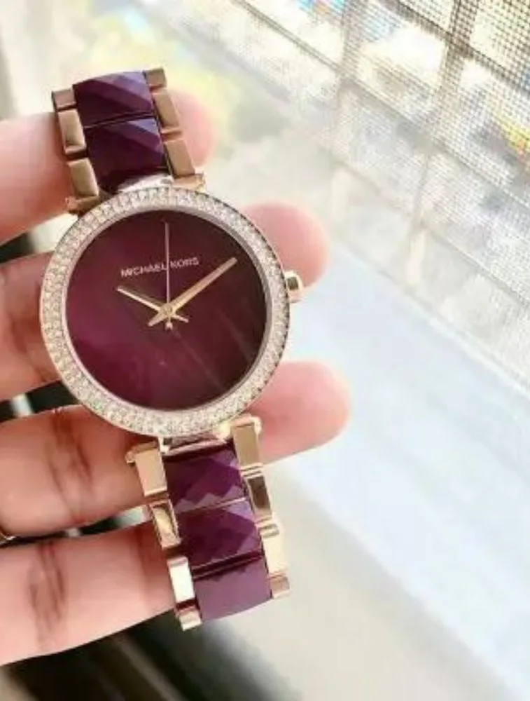 Brand Michael Kors Manufacturer code MK6412 Gender Women Style Fashion Movement Type Quartz Type of power supply Battery Case material Stainless steel Case colour Rose gold Case shape Round Case thickness (mm) 10 Case diameter (mm) 39