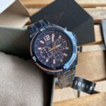 Montre Guess W1258G3 Surge bleue avec détails en or rose pour homme au Maroc.