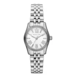 Montre femme petit poignet argentée avec lunette cannelée pour femme au Maroc.