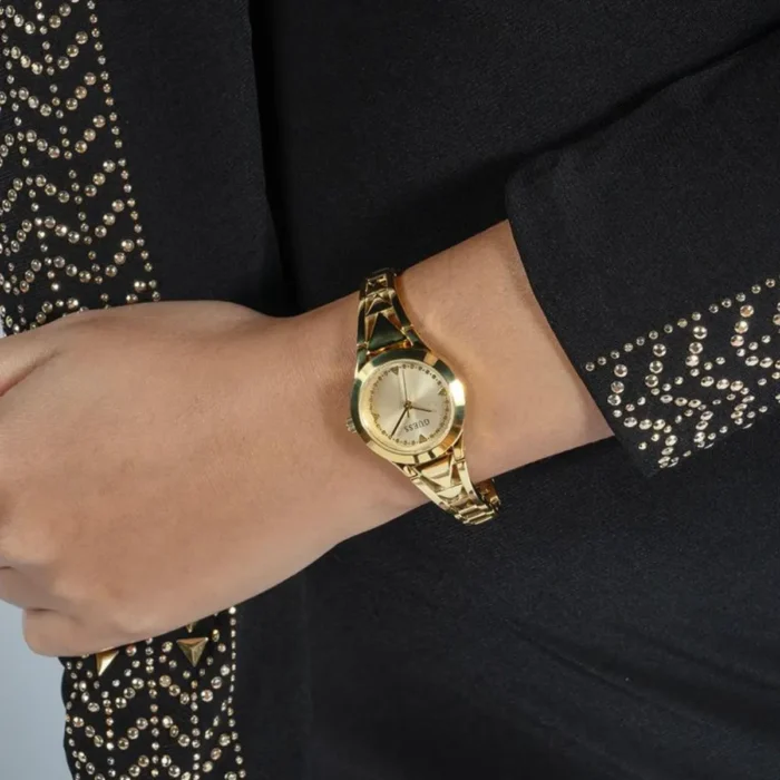 Montre femme Guess GW0609L2 Tessa dorée avec bracelet en acier inoxydable et cadran doré sunray