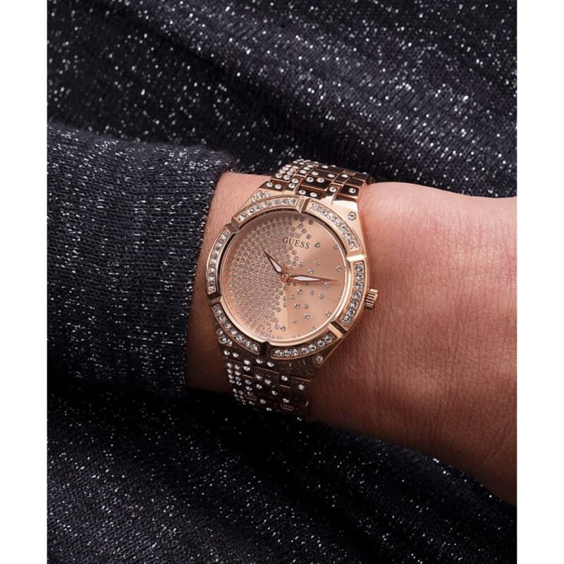 Montre Guess pour Femme Été 2025