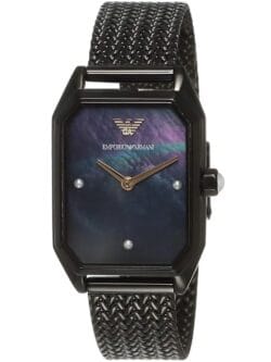 Gros plan sur le cadran nacre noir de la montre femme rectangulaire Emporio Armani AR11271 au Maroc.
