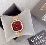 Montre Guess GW0354L4 présentée dans son coffret officiel gris.