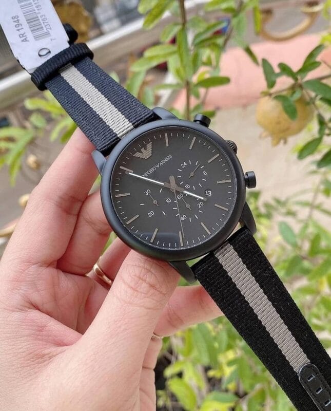 Montre Emporio Armani Luigi AR1948 homme avec bracelet tissu noir et gris