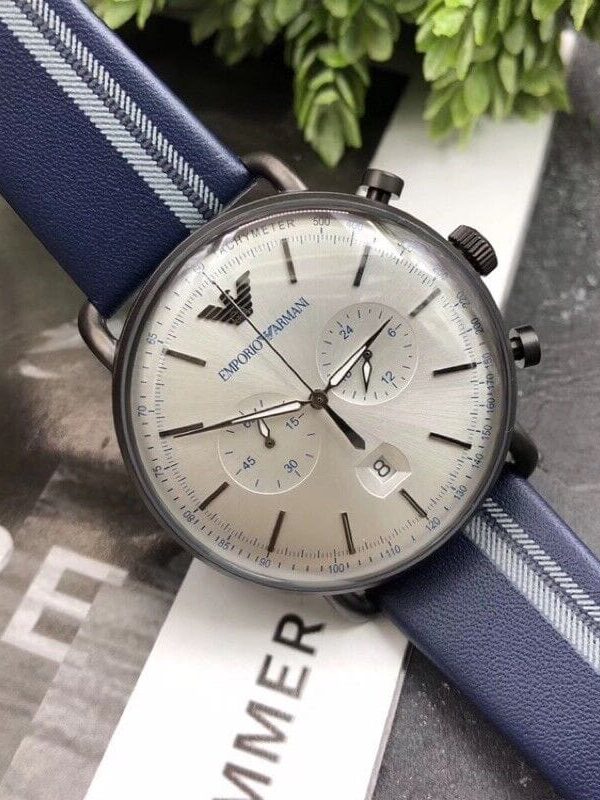 Bracelet en maille milanaise acier de la montre Armani AR11202.