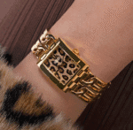 Montre GUESS GW0807L2 dorée avec cadran léopard pour femme au Maroc.
