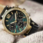 guess gw0113l1 solstice cadran vert cristaux detail femme au maroc