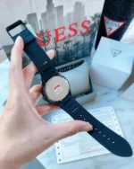 guess gw0263g4 momentum dos boitier acier noir homme au maroc