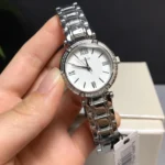 guess w0767l1 montre femme boitier rond argent detail