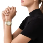michael kors mk7221 montre femme portee au poignet