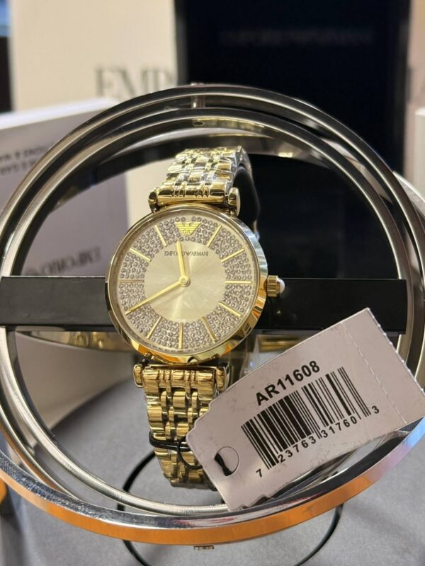 emporio armani ar11608 montre femme detail cadran pave cristaux