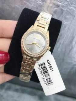 emporio armani ar6031 montre femme portee