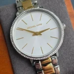 Coffret Michael Kors MK1041 Pyper avec montre bicolore, bracelet et boucles d’oreilles