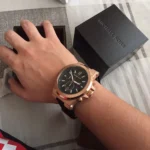 michael kors mk8184 montre homme portee au poignet