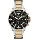 Montre Emporio Armani AR11680 solaire chronographe avec cadran noir, lunette de plongée dorée et bracelet acier bicolore argenté et doré