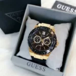 Montre Guess W1053L7 Limelight femme présentée dans son coffret Guess noir avec bracelet en silicone