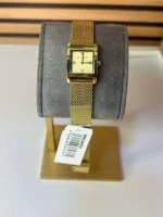 Montre Michael Kors MK4959 authentique présentée sur son coussinet avec son étiquette d'origine