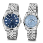 Montre Guess GW0977G1 homme à cadran bleu et montre Guess GW0936L1 femme à cadran bleu glacier, vues de face