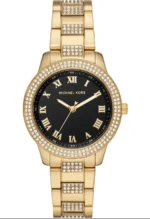 Montre Michael Kors MK4684 Tibby vue de face, cadran noir à chiffres romains et lunette sertie de cristaux