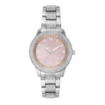 Montre Michael Kors MK4686 Tibby vue de face, cadran rose nacré à chiffres romains et lunette sertie de cristaux