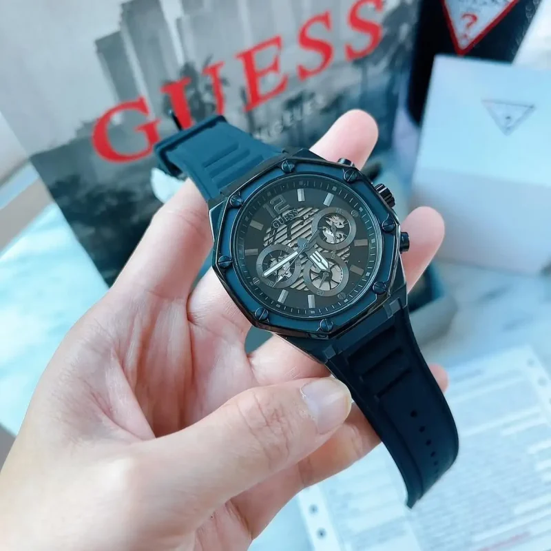 guess gw0263g4 momentum bracelet silicone noir detail homme au maroc