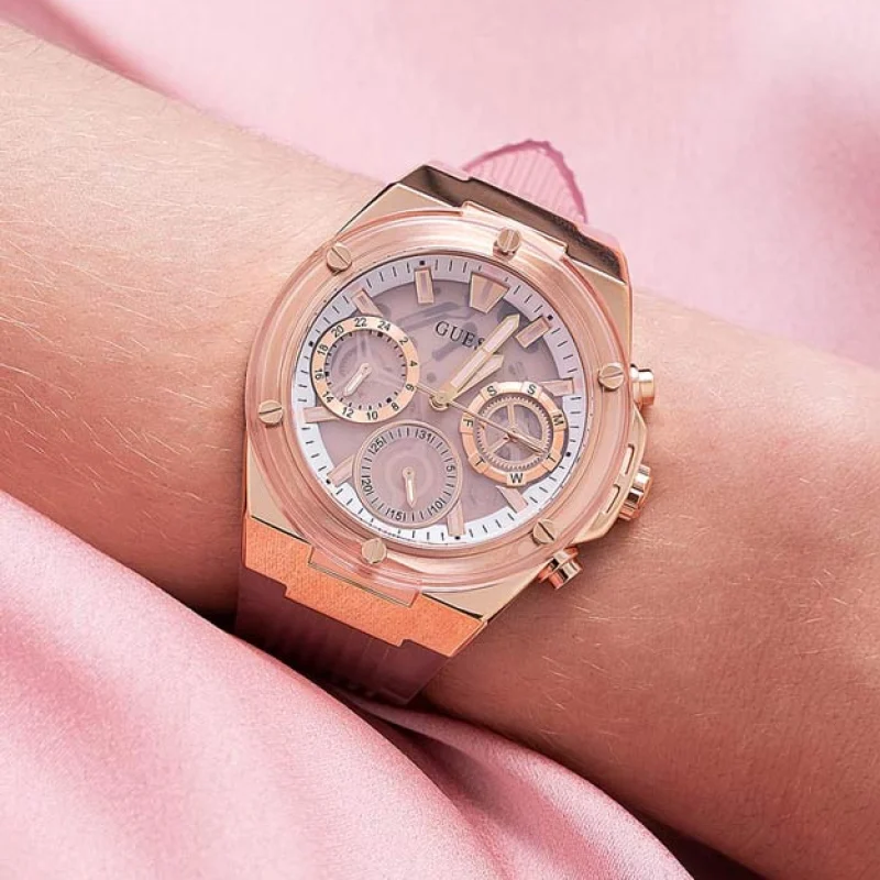 guess gw0409l3 montre femme portee au poignet